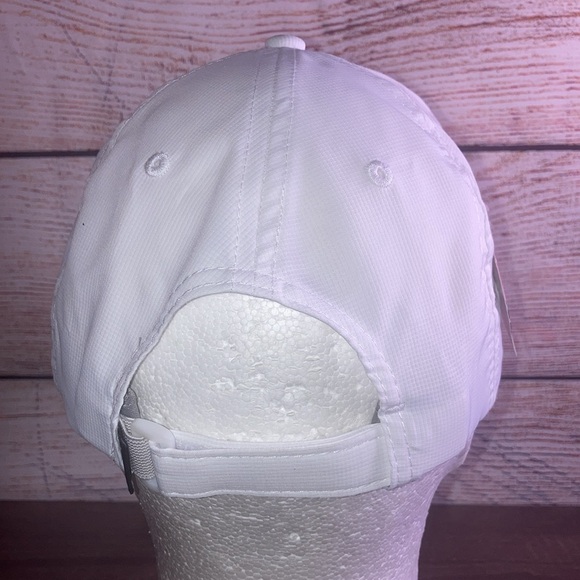 NWT Imperial Rangoon Racquet Club Golf Hat White - Picture 4 of 8